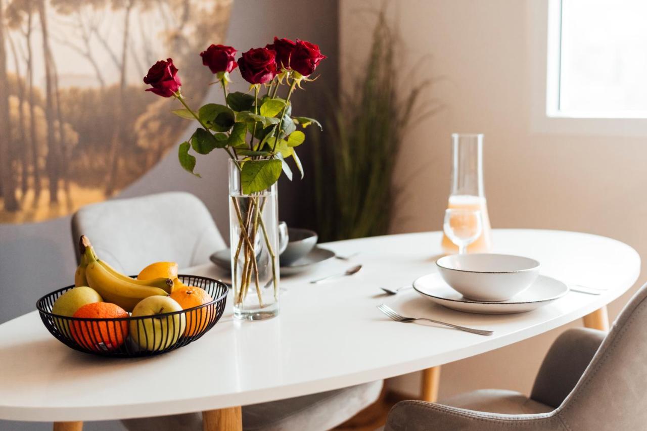 Stay At Smilla - Boutique Apartments Mit Kueche - Parken - Klima - Netflix - Waschmaschine Wiesbaden Exterior photo